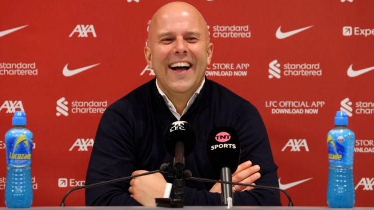 斯洛特：前兩天我兒子告訴我犯了大錯，因為我說C羅沒踢過英超