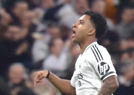 安靜！羅德里戈進(jìn)球后指著袖標(biāo)的15冠&手指向下，最后指胸口隊(duì)徽