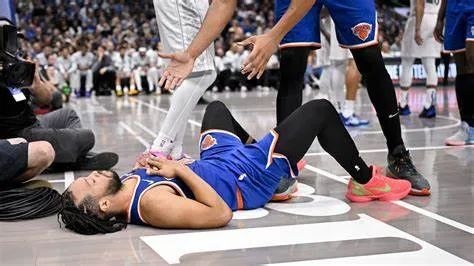 庫里吉米逆轉22分；布倫森傷倒洛杉磯