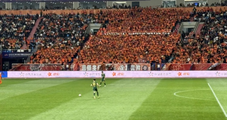 云南玉昆取得中超首球、首分 中國體育彩票助力云南足球事業(yè)發(fā)展