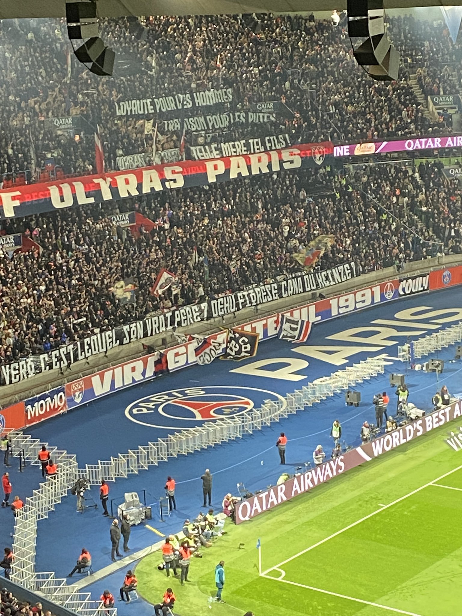 巴黎球迷批拉比奧特：忠誠(chéng)屬于男人，背叛是婊子，有其母必有其子