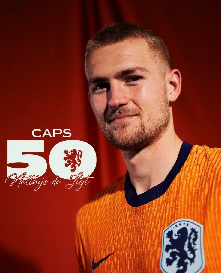 德里赫特替補(bǔ)出場(chǎng)，迎個(gè)人荷蘭隊(duì)50次出場(chǎng)里程碑之戰(zhàn)