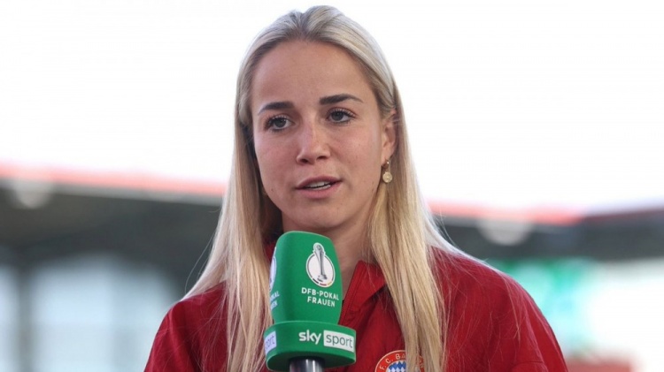 拜仁高層缺席女足德國杯半決賽，球員：希望他們至少在電視上看了