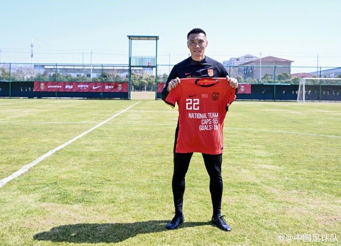 向退役的前國家隊球員于大寶表達感謝、送上祝福