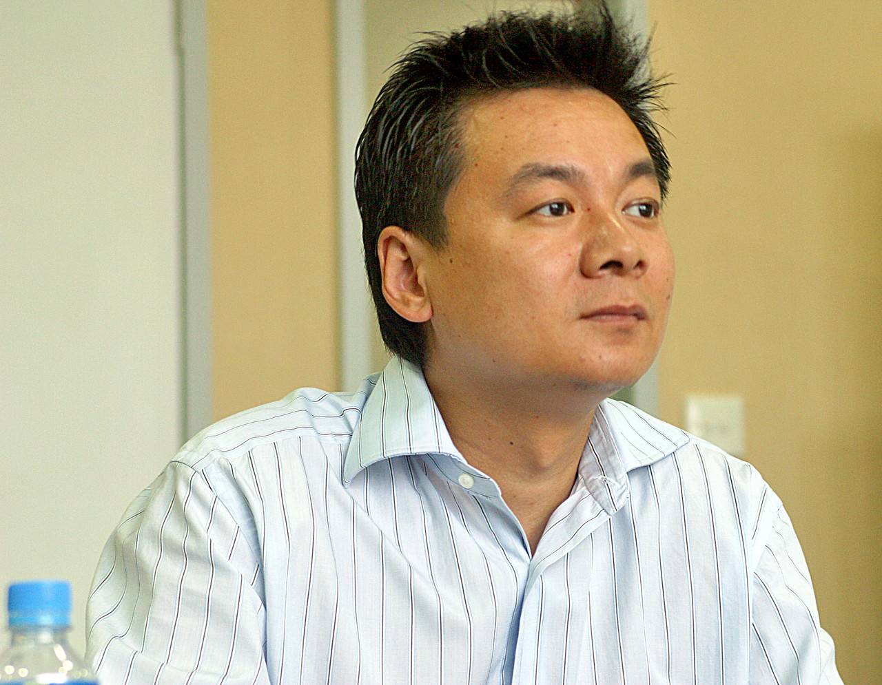 準備出戰(zhàn)！59歲朱駿再戰(zhàn)足協(xié)杯，位列上海橘橙本場替補名單