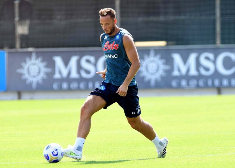 拉赫馬尼：那不勒斯2-0之后本該結束比賽，此前五輪不勝壓力很大