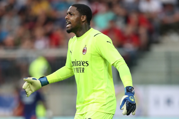 米體：邁尼昂表現(xiàn)下滑，他與米蘭的續(xù)約協(xié)議已被擱置