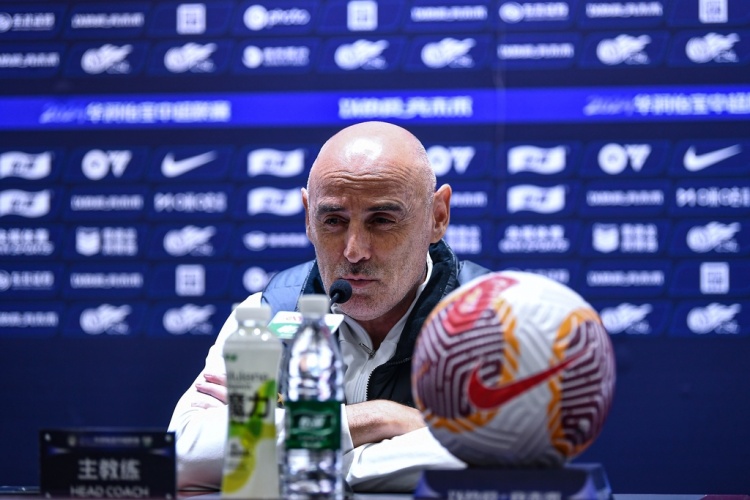 足球報：海港讓外界看到了一些進步，接下來還得多練