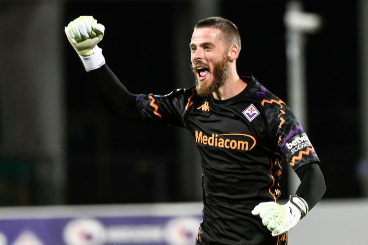 斯基拉：佛羅倫薩將德赫亞視為關(guān)鍵球員，計劃激活續(xù)約條款