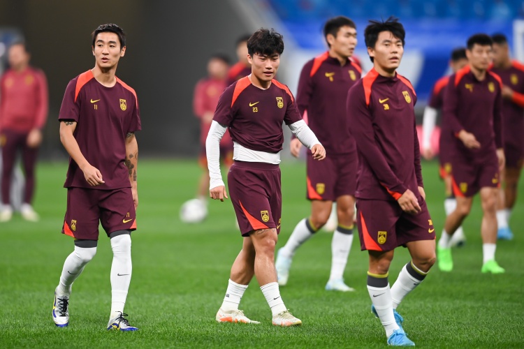 記者：國足還是原來的實力，無非是伊萬找到符合國足定位的戰(zhàn)術(shù)