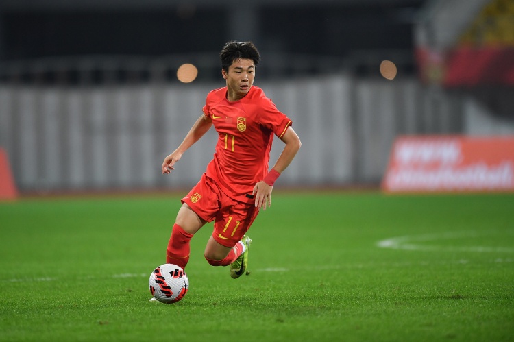 嘆息！唐天翼此前采訪：希望能為國(guó)征戰(zhàn) 從小夢(mèng)想到五大聯(lián)賽踢球