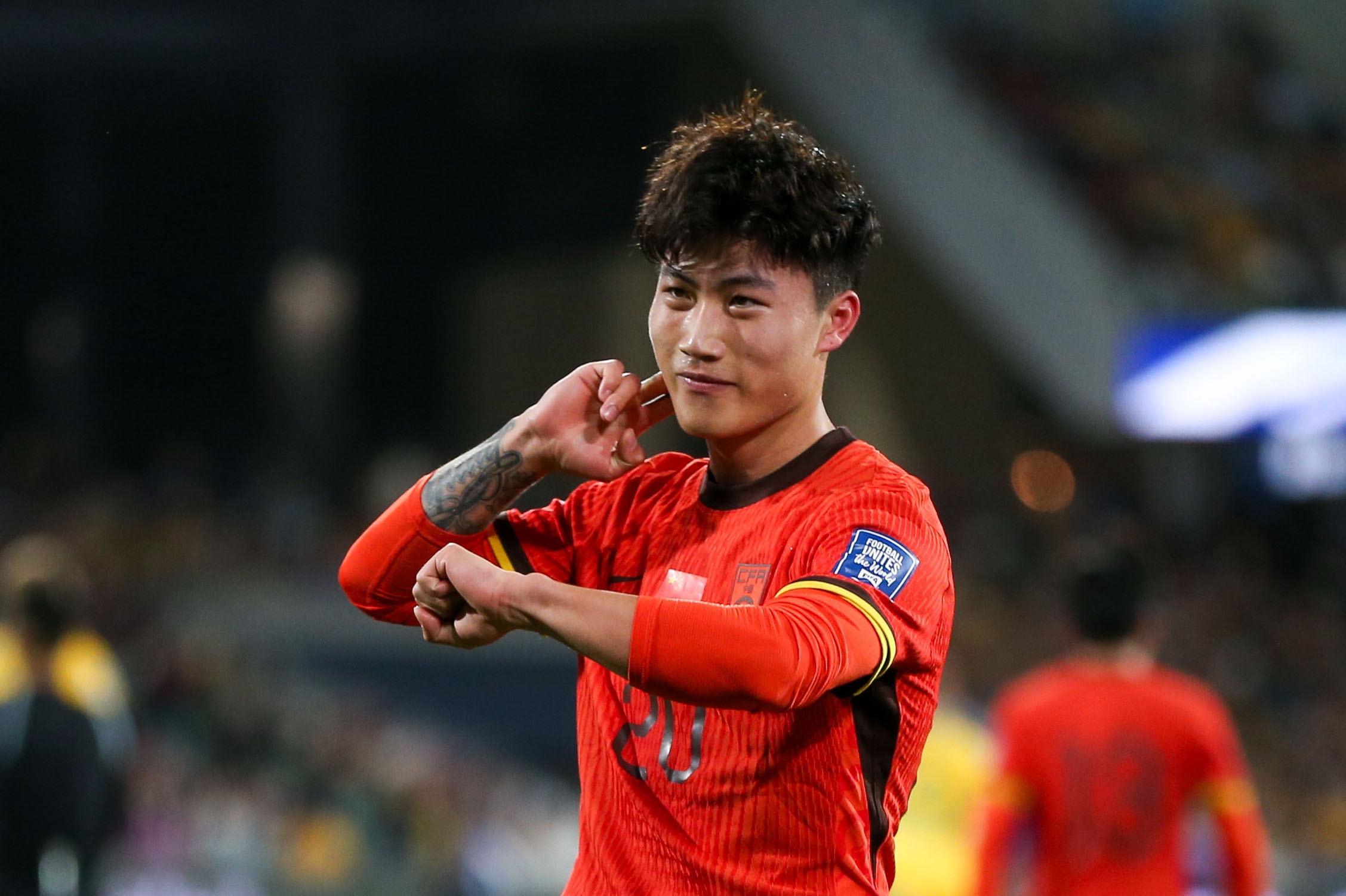 ?凌晨2:15的國(guó)足比賽，你選擇熬夜，還是一覺醒來(lái)看集錦？