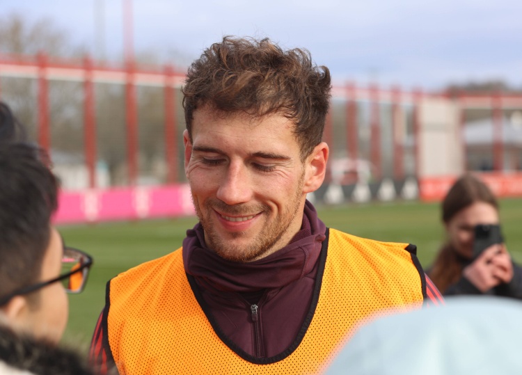 不賣了？弗羅因德：格雷茨卡抓住機(jī)會證明了自己，未來拭目以待