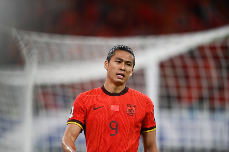 王鈺棟、劉誠宇迎來機(jī)會(huì)？林良銘下場停賽，張玉寧鋒線搭檔誰？