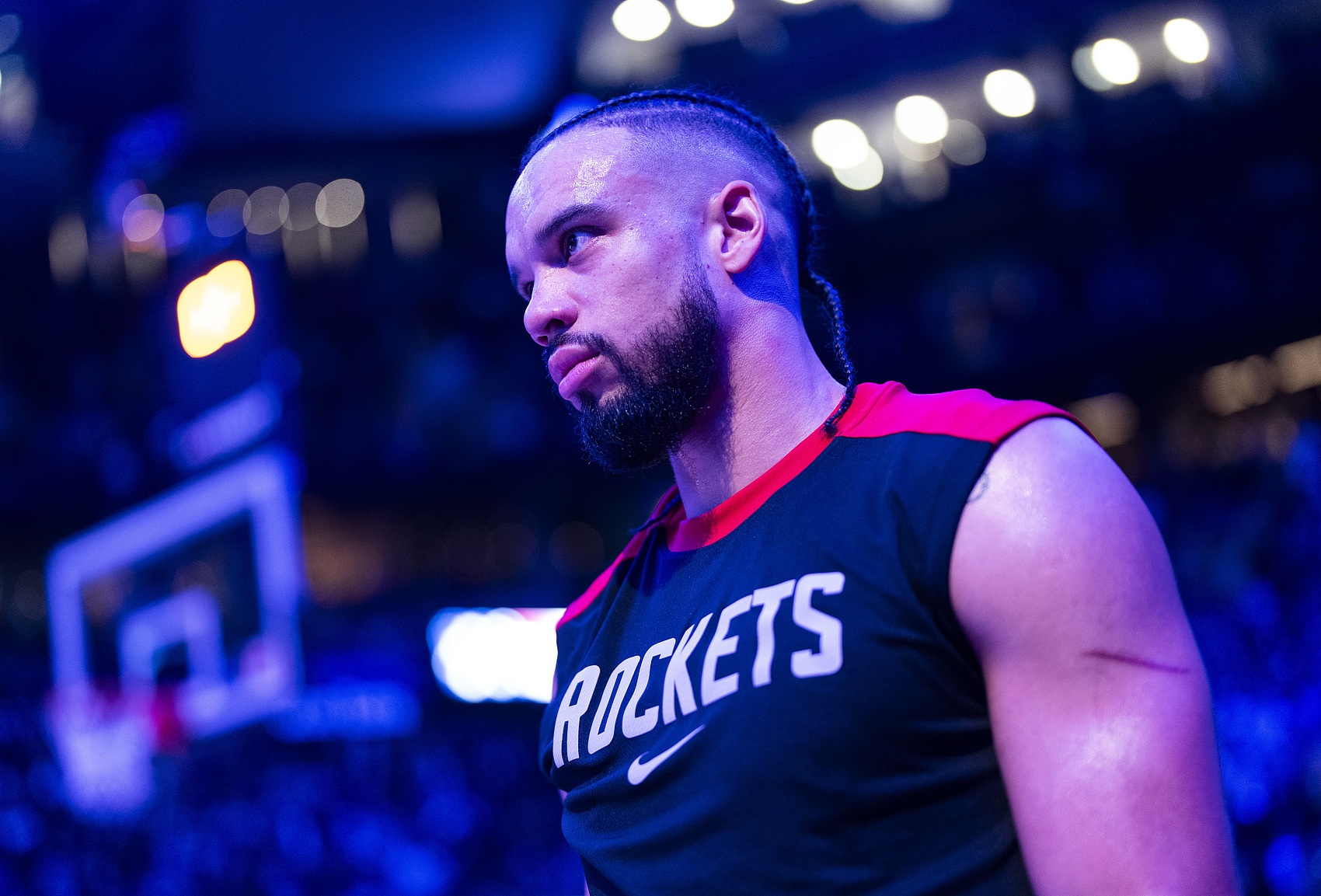 拼盡全力！狄龍末節(jié)9分 全場(chǎng)12中8拿到21分3板&三分8中5