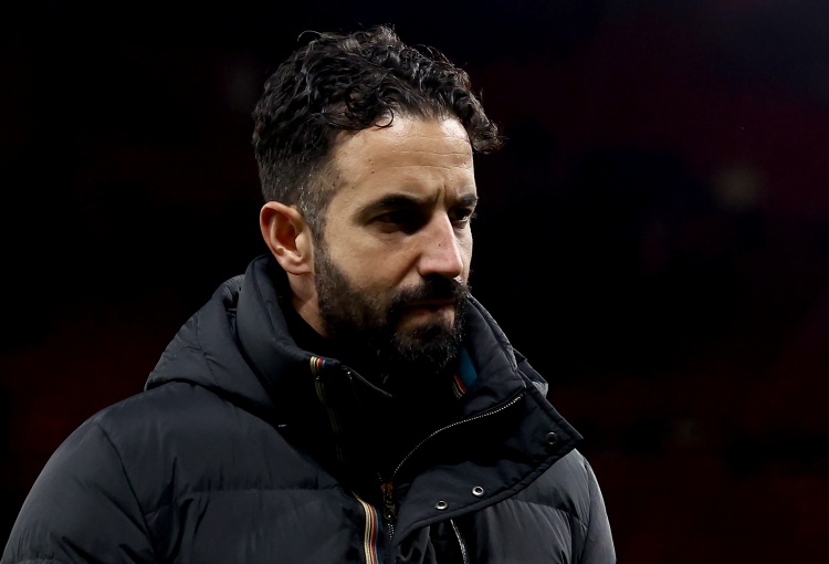 加納喬被換下后直接回更衣室，阿莫林：我顯然會和他談?wù)勥@件事