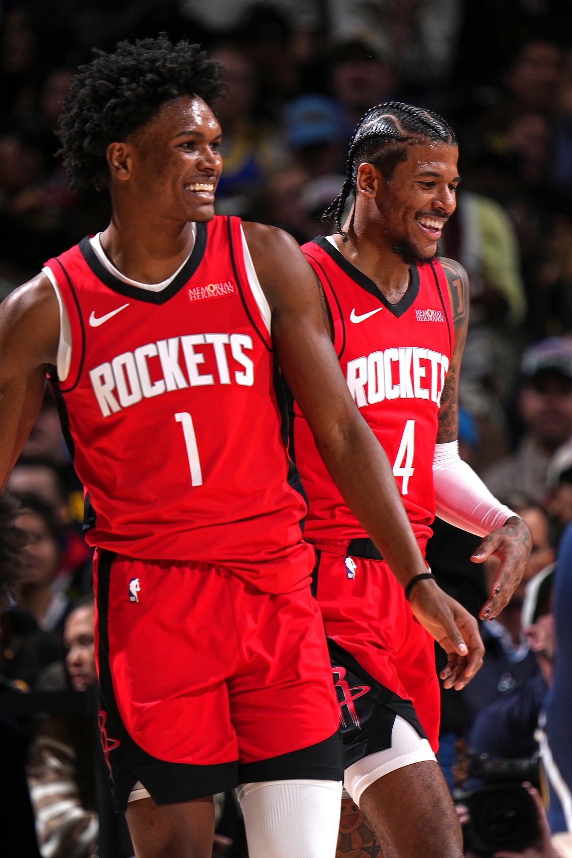 壓制！三節(jié)打完火箭101-75領(lǐng)先馬刺26分 杰倫-格林&阿門各21分