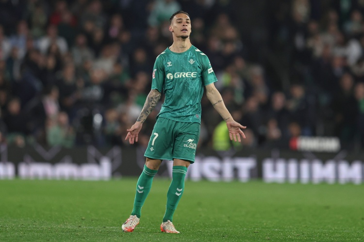 西甲2球2助！每體：安東尼在貝蒂斯發(fā)揮出色，用行動(dòng)讓質(zhì)疑者閉嘴