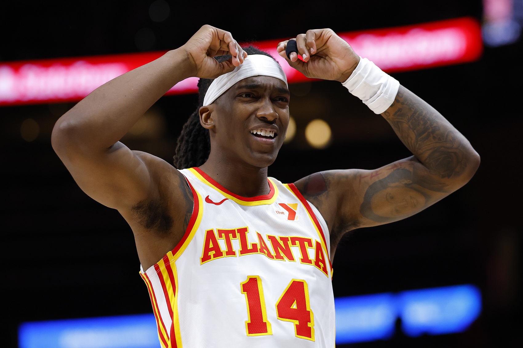 拼盡全力！曼恩12中7高效拿到16分 末節(jié)獨(dú)得12分