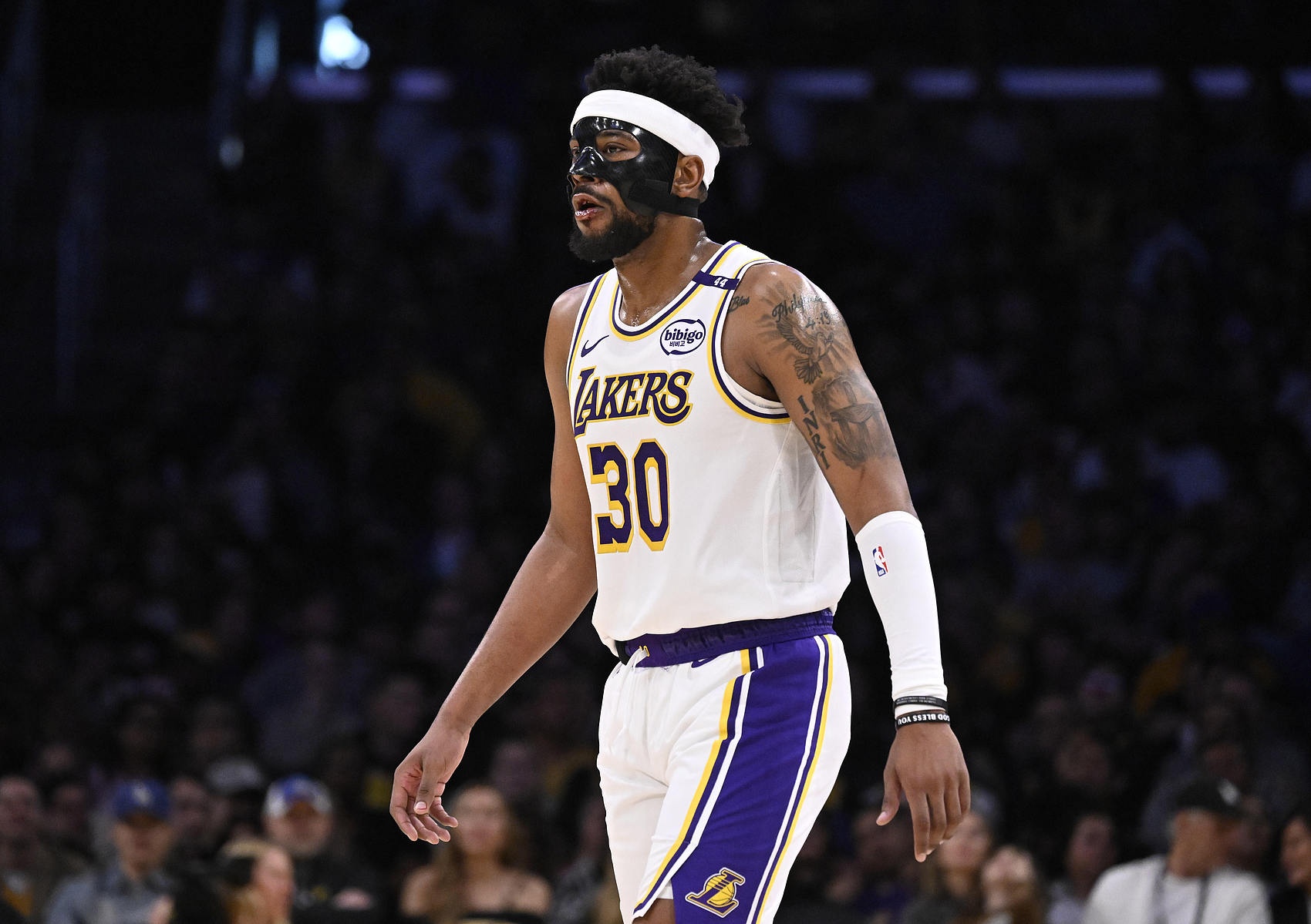 彈無虛發(fā)！古德溫上半場5投5中&三分4中4 攻下14分4板