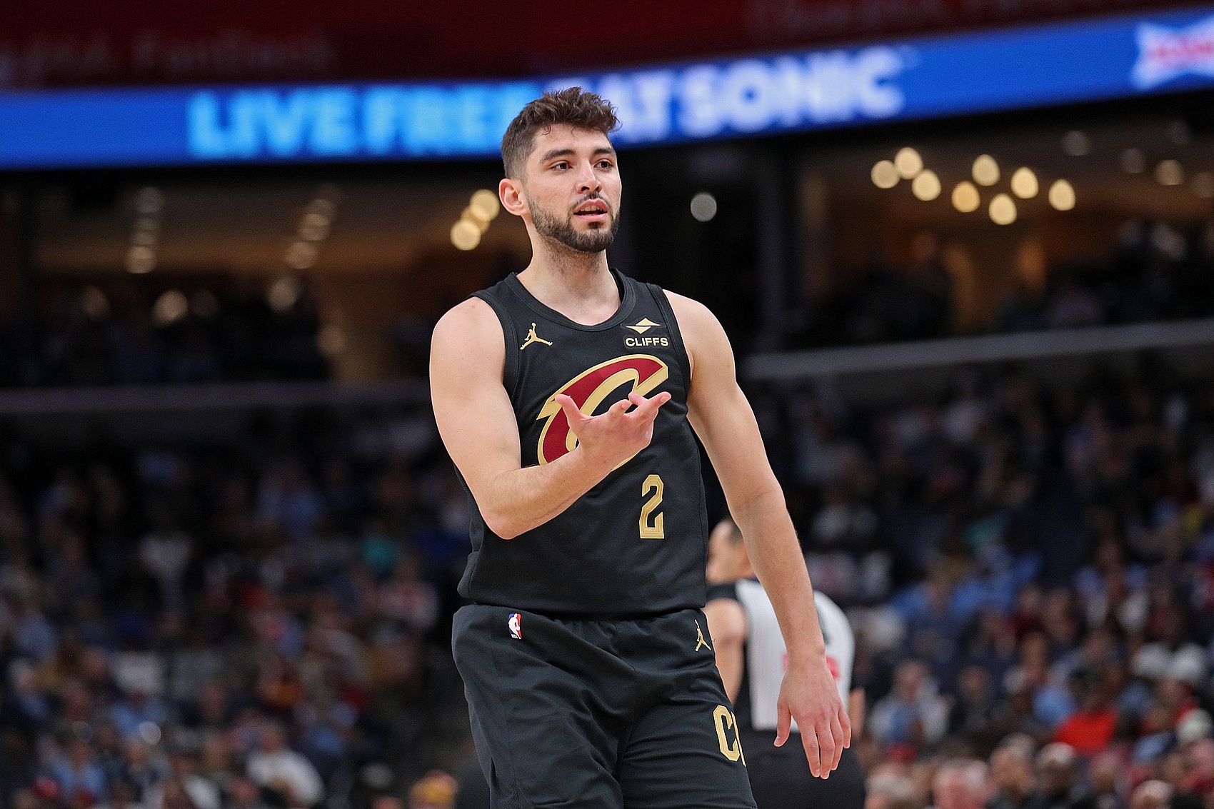 休賽期自由市場上的難題：掘金如何留下威少？湖人小技巧長留DFS