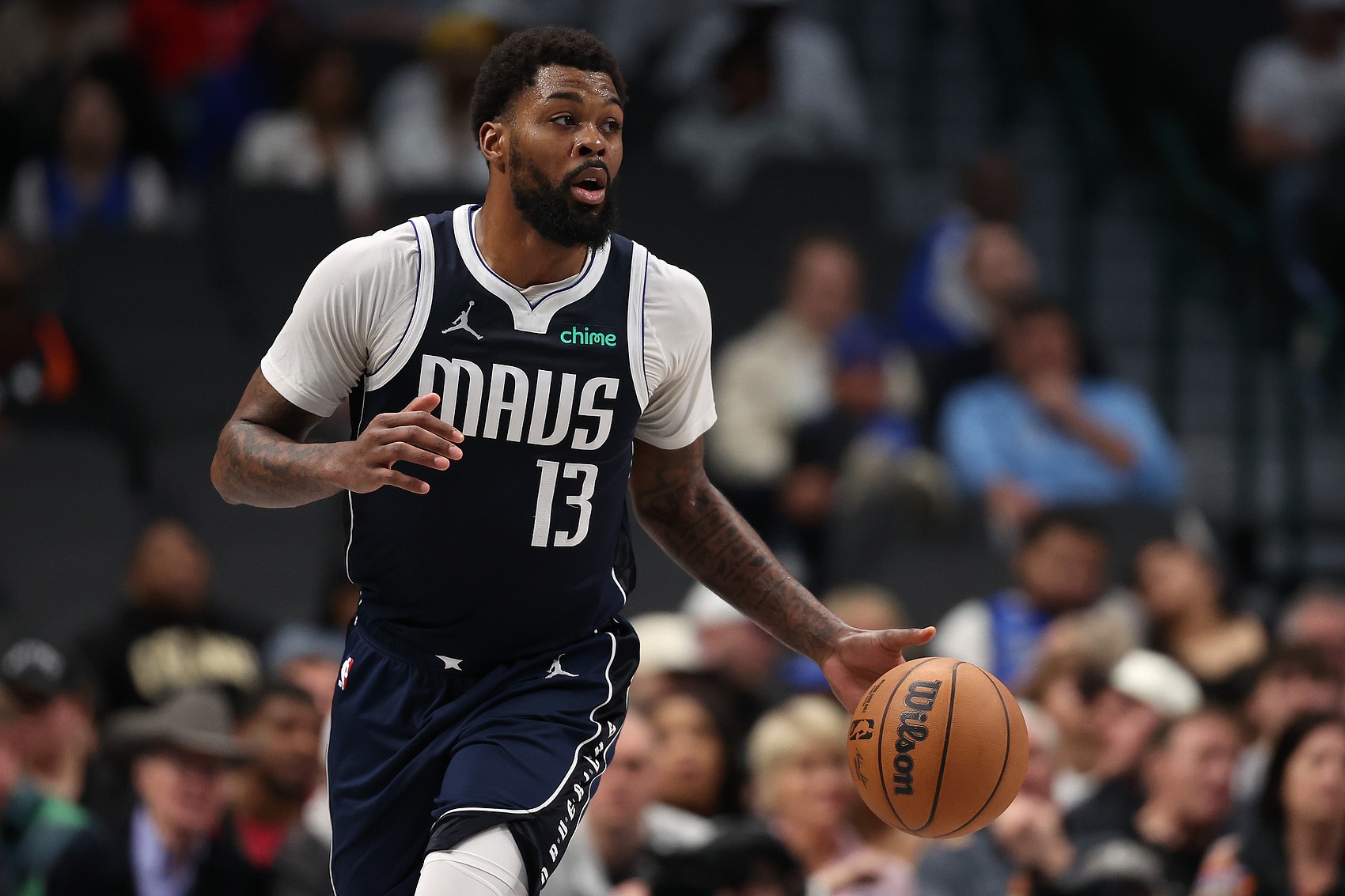 高效貢獻(xiàn)！馬紹爾15中9砍22分4板&丁威迪10中7轟16分12助4斷