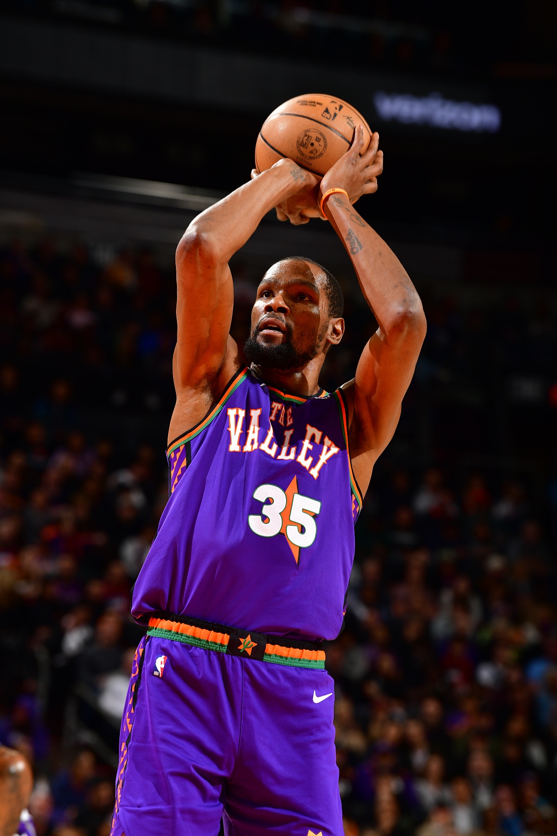 投射太穩(wěn)了！杜蘭特半場10中5&三分2中2 獨(dú)得16分2板4助1帽