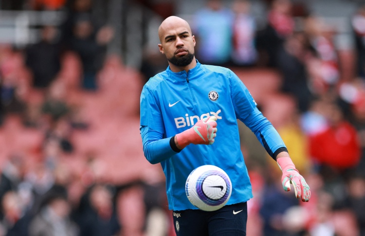 還給機(jī)會？羅伯特-桑切斯7次失誤致丟球+送點(diǎn) 本賽季五大聯(lián)賽最多