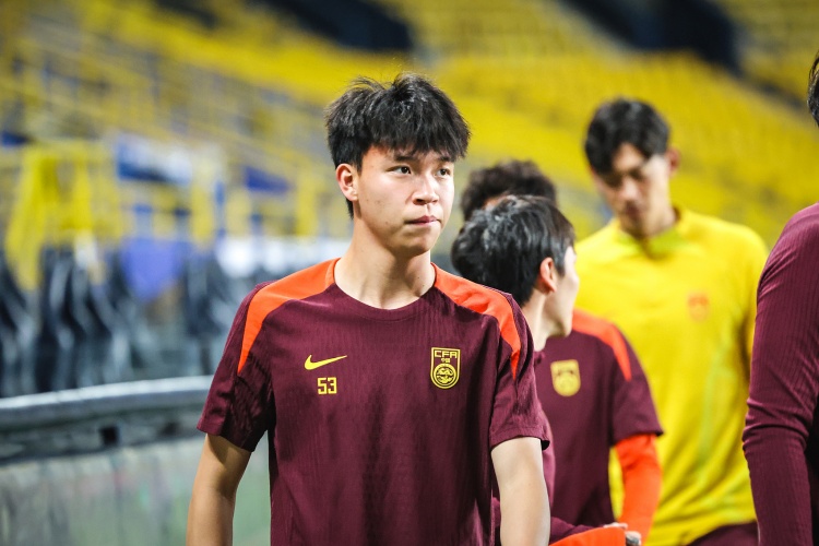 直播吧：王鈺棟將進中澳戰(zhàn)23人名單！劉誠宇、李源一大概率無緣