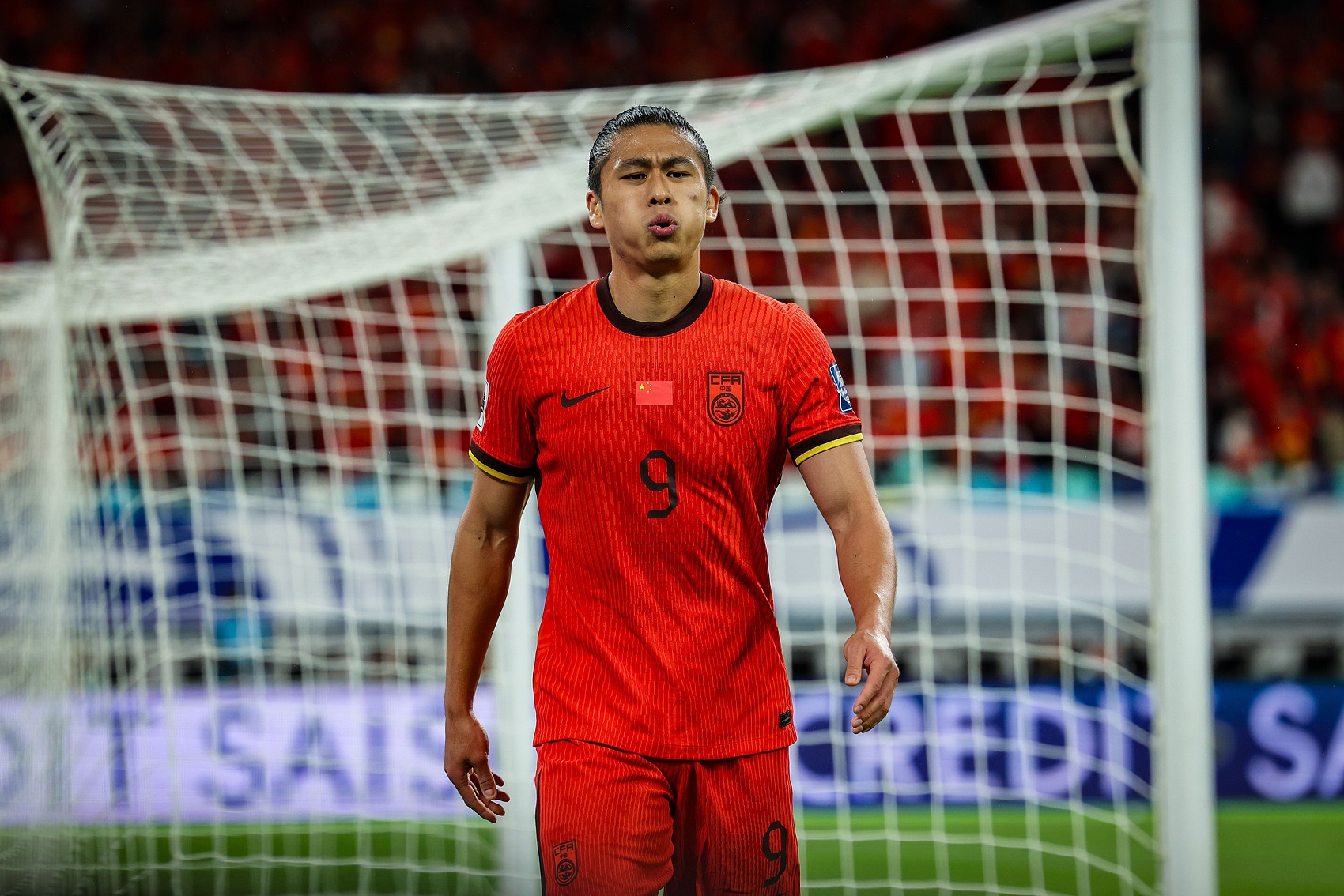 新華社：最后3場已無容錯空間，國足爭奪小組三四名是務(wù)實目標