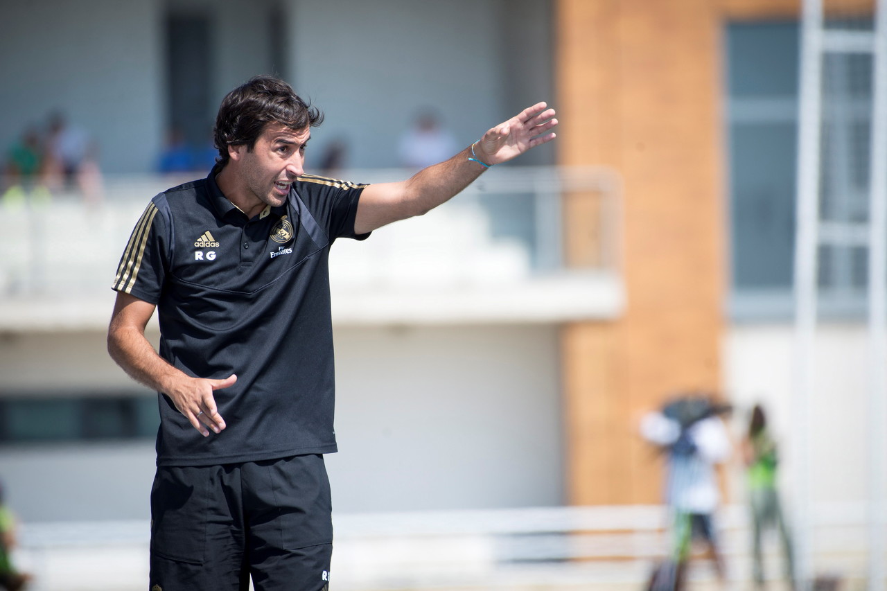 體圖：沙爾克主帥或今夏下課，高層已赴馬德里探詢勞爾的執(zhí)教意愿